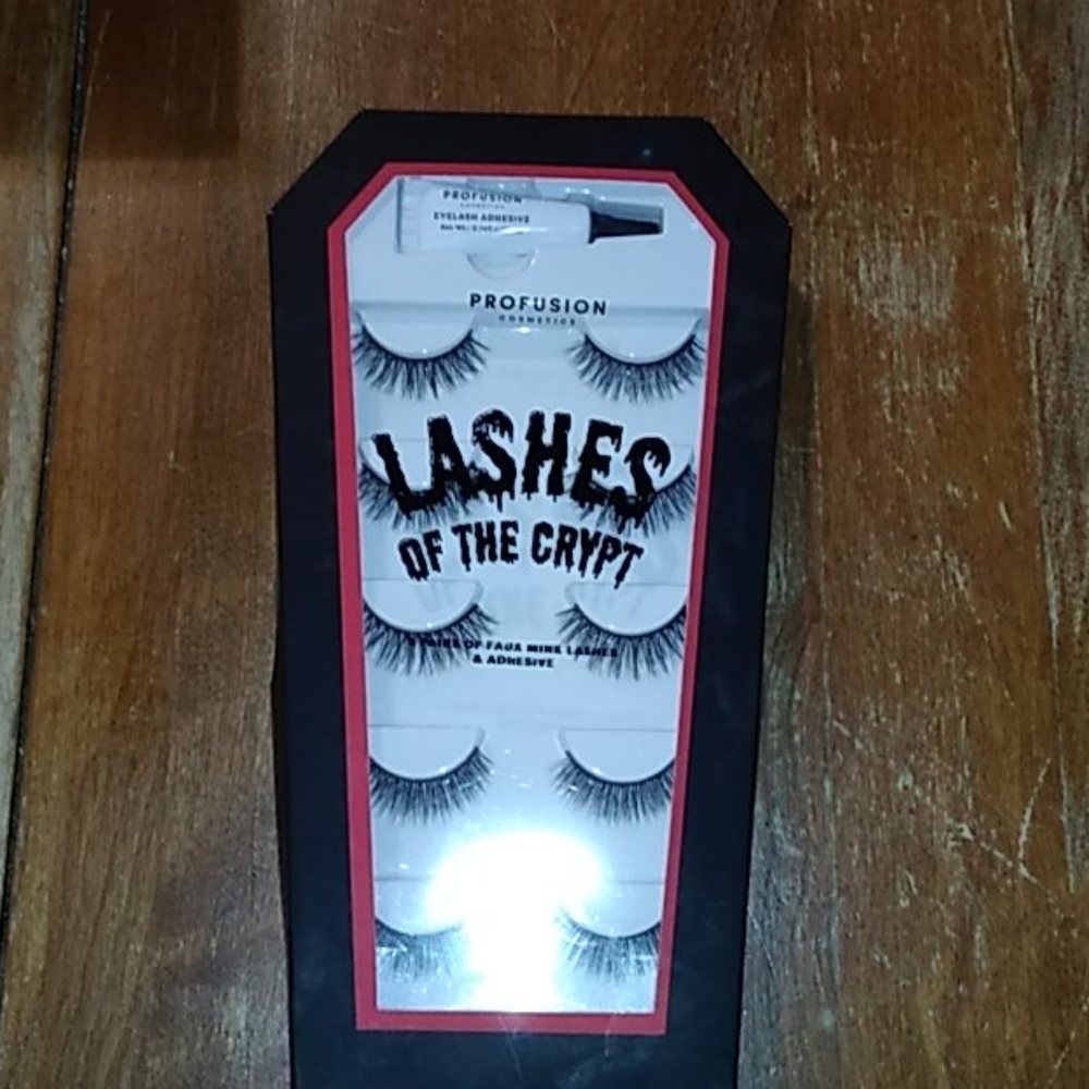 Profusion cosmetics lashes of the crypt
